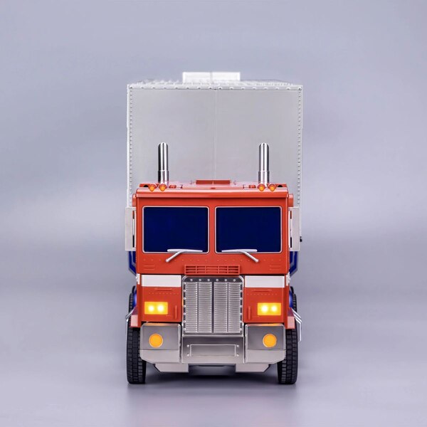  Robosen Transformers Optimus Prime Auto Converting Trailer With Roller Preorders  (14 of 19)